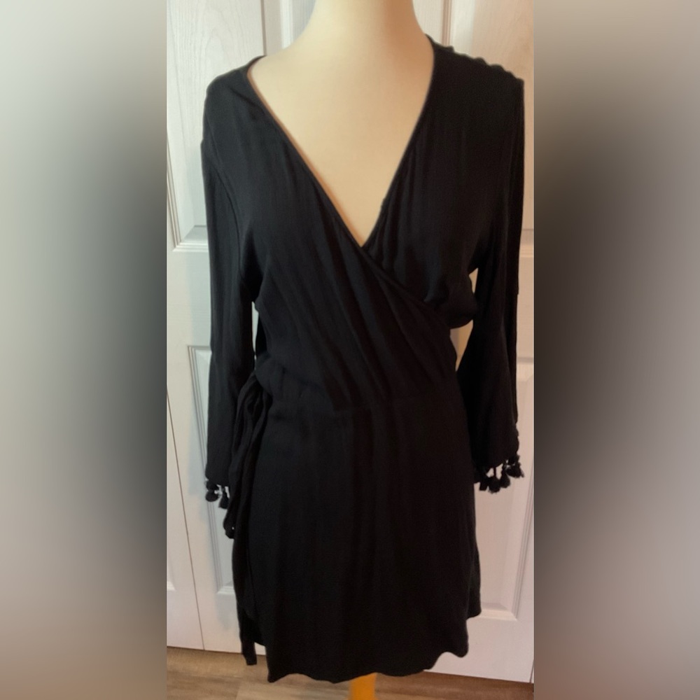 Loft Beach‎ Black Wrap Coverup Size Large